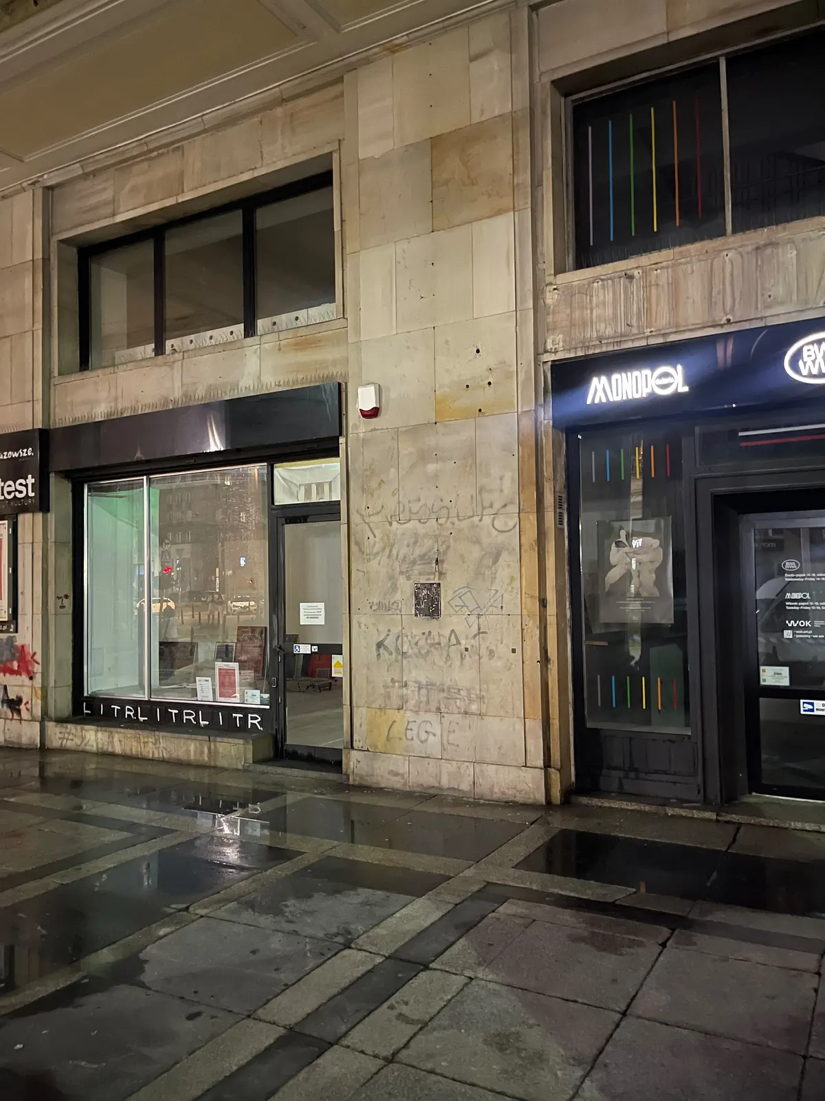 Usuwanie graffiti z piaskowca – zdjęcie 3